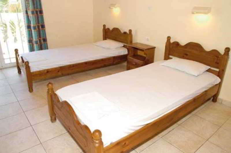 Kavos Central Gardens Exteriör bild