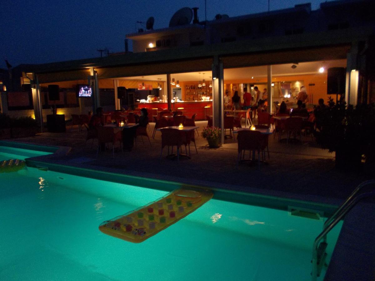 Kavos Central Gardens Exteriör bild